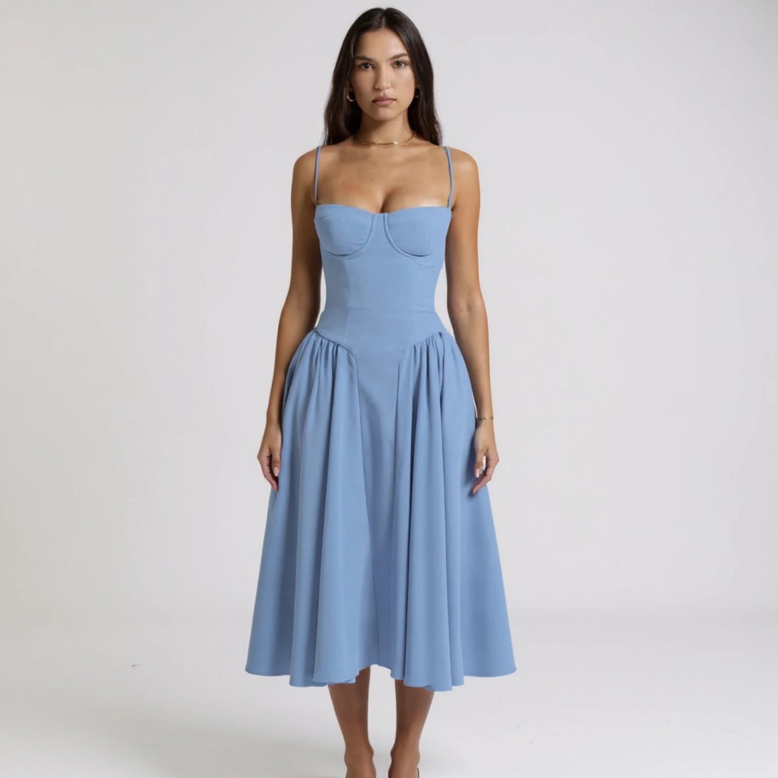 VESTIDO MIDI COM BUSTO ESTRUTURADO | GISELLE™